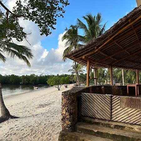 Mwazaro Beach Lodge Shimoni Екстер'єр фото