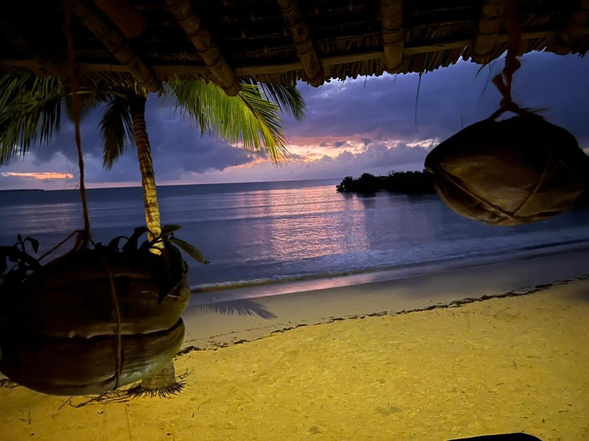 Mwazaro Beach Lodge Shimoni Екстер'єр фото